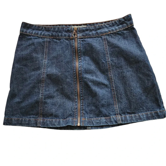Altar'd State Womens Dark Wash Denim Jean Zip Mini Skirt Dark Blue Size Medium - Picture 6 of 10